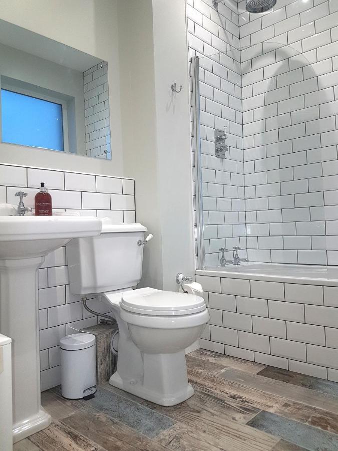 Lyndene Panzió Penistone Kültér fotó